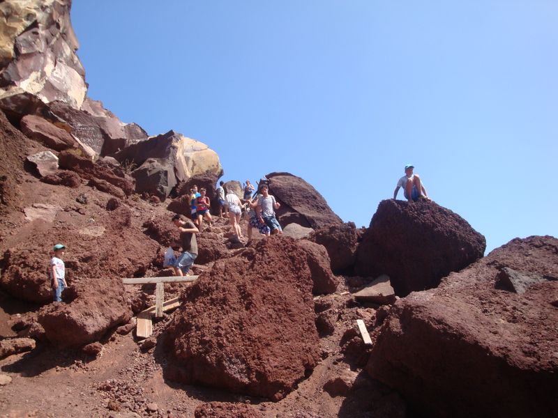 Path to the Red Beach (η Kόκκινη Παραλία), Santorini