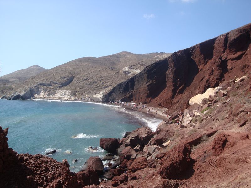 Rocky Red Вeach (η Kόκκινη Παραλία), Santorini