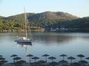 043. Yacht in Panormos Bay (Πάνορμος) - 